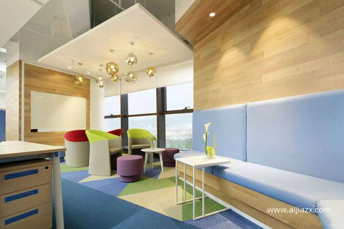 2100平米金融控股集團(tuán)裝修設(shè)計效果圖