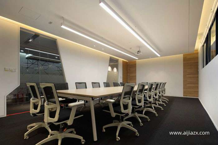 2100平米金融控股集團(tuán)裝修設(shè)計效果圖