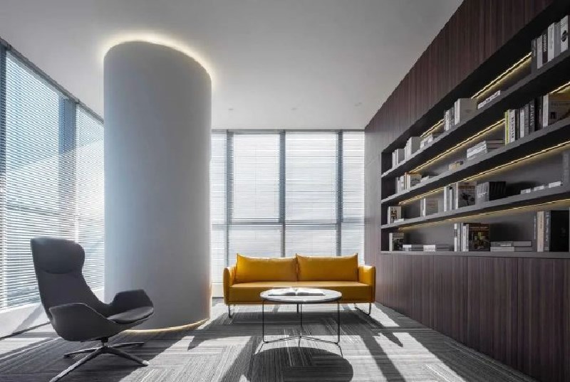 400平米外貿(mào)公司辦公室設計圖